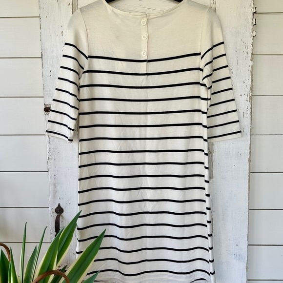 CUPCAKES AND CASHMERE, NWT, BALI, MINI DRESS IN IVORY WITH BLACK STRIPES.SIZE XS - Picture 5 of 9